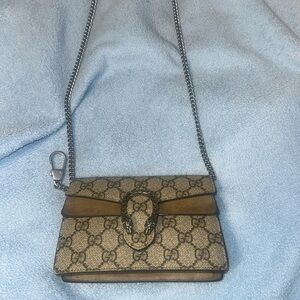 Gucci crossbody dionysus bag